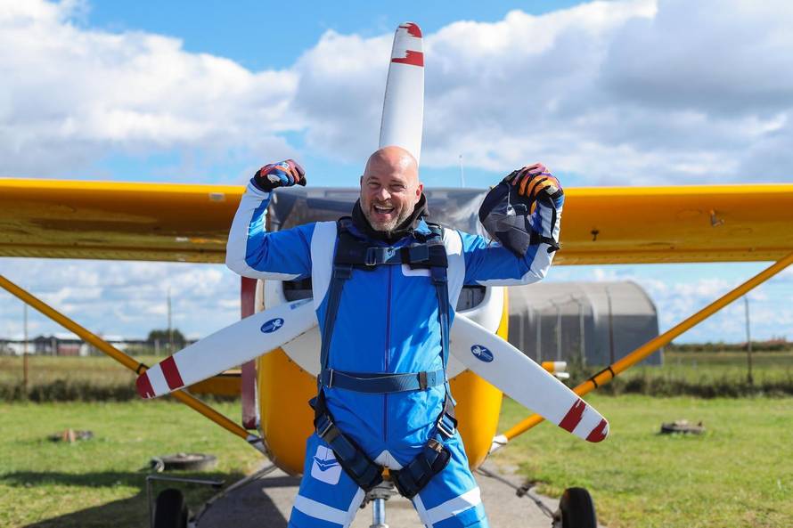 Šebalj Reneu Bitorajcu smjestio skok iz aviona koji nema vrata: Us*at ću se živ, ruke mi se tresu