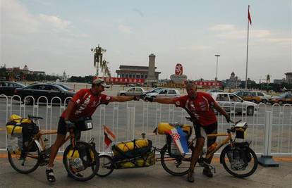 Zagrepčani se do Pekinga vozili na biciklu 121 dan
