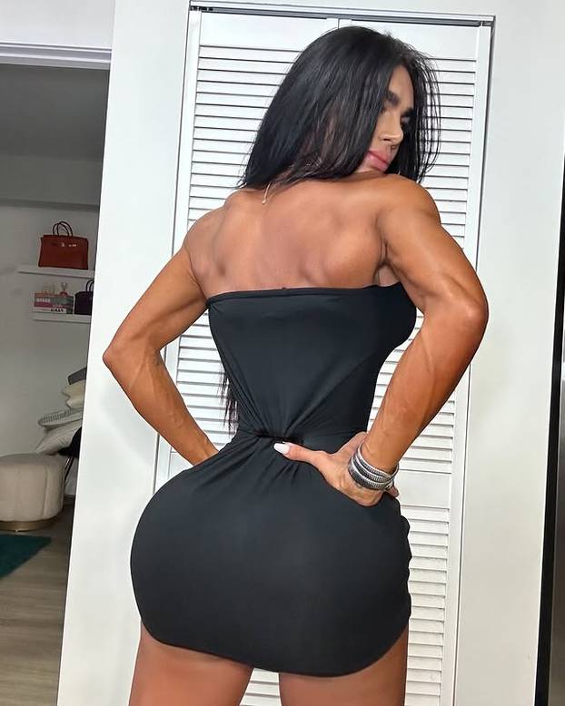 FOTO Želi imati najtanji struk na svijetu: Nosim korzet do 23 sata dnevno i želim srušiti rekord