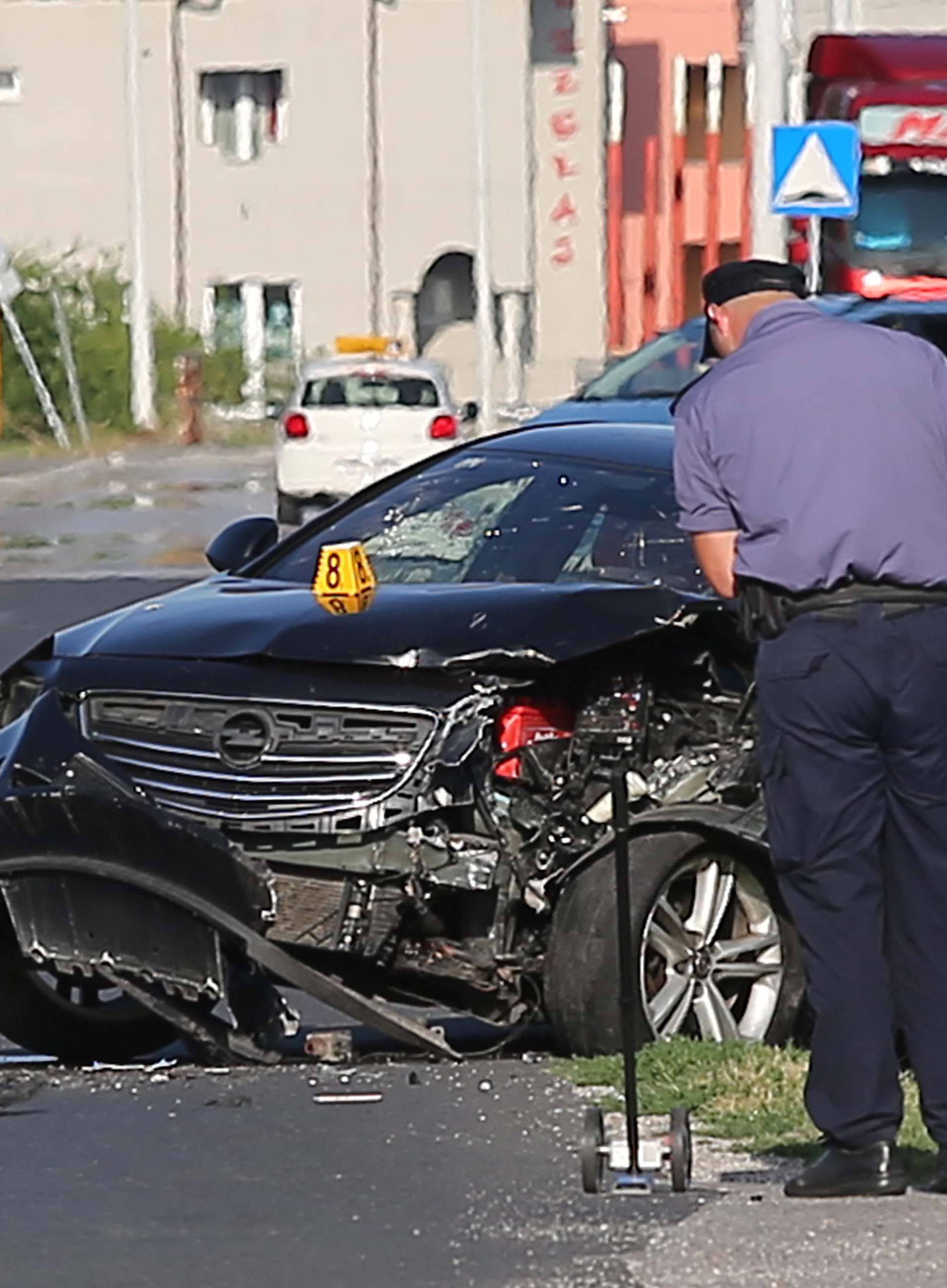 Teška prometna nesreća u Zagrebu: Jedna osoba mrtva