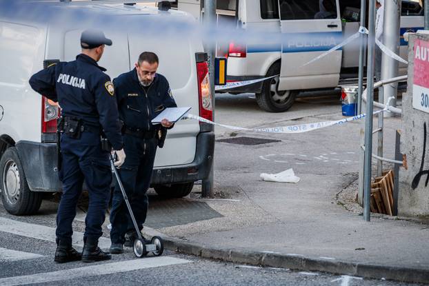 Split: Kombi naletio na petero djece, prevezena su u bolnicu