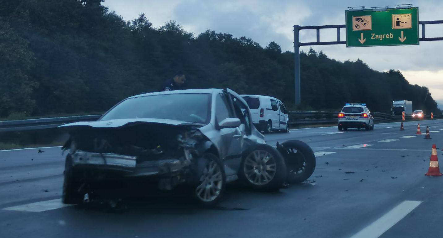 VIDEO Vozači, oprez! Sudar tri auta kod naplate Demerje