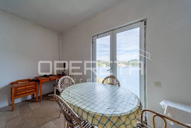 FOTO Na Mljetu se prodaje kuća uz more koja treba renovaciju: Cijena će vas šokirati!