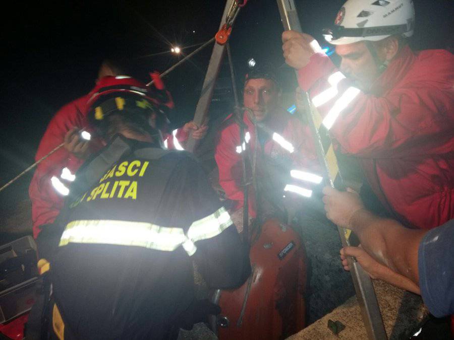 Spasili muškarca: Bio u suhom bunaru na dubini od 7 metara