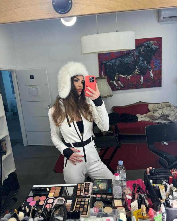 FOTO Koga ljubi Petković? Bila je to ljubav na prvi intervju, Iva ga je zavela pred kamerama