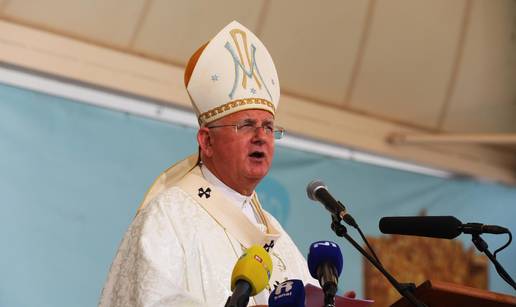 Usamljeni biskup Uzini&cacute; javno je kritizirao povezivanje kri&zcaron;a i ZDS-a te kr&scaron;&cacute;anstva i usta&scaron;tva