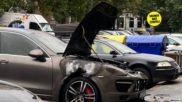 VIDEO Na Vrapču gorio Porsche