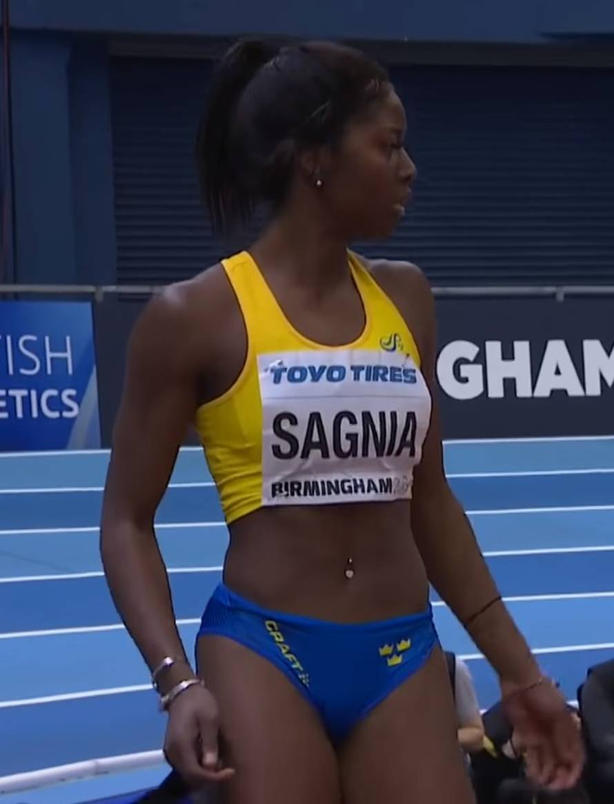 'Naravno da pokazujem guzu, Ferrari nećete držati u garaži'