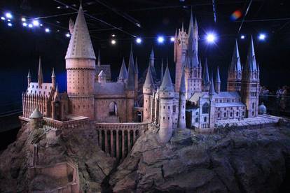  Hogwarts: Škola za čarobnjake podijeljena na četiri doma