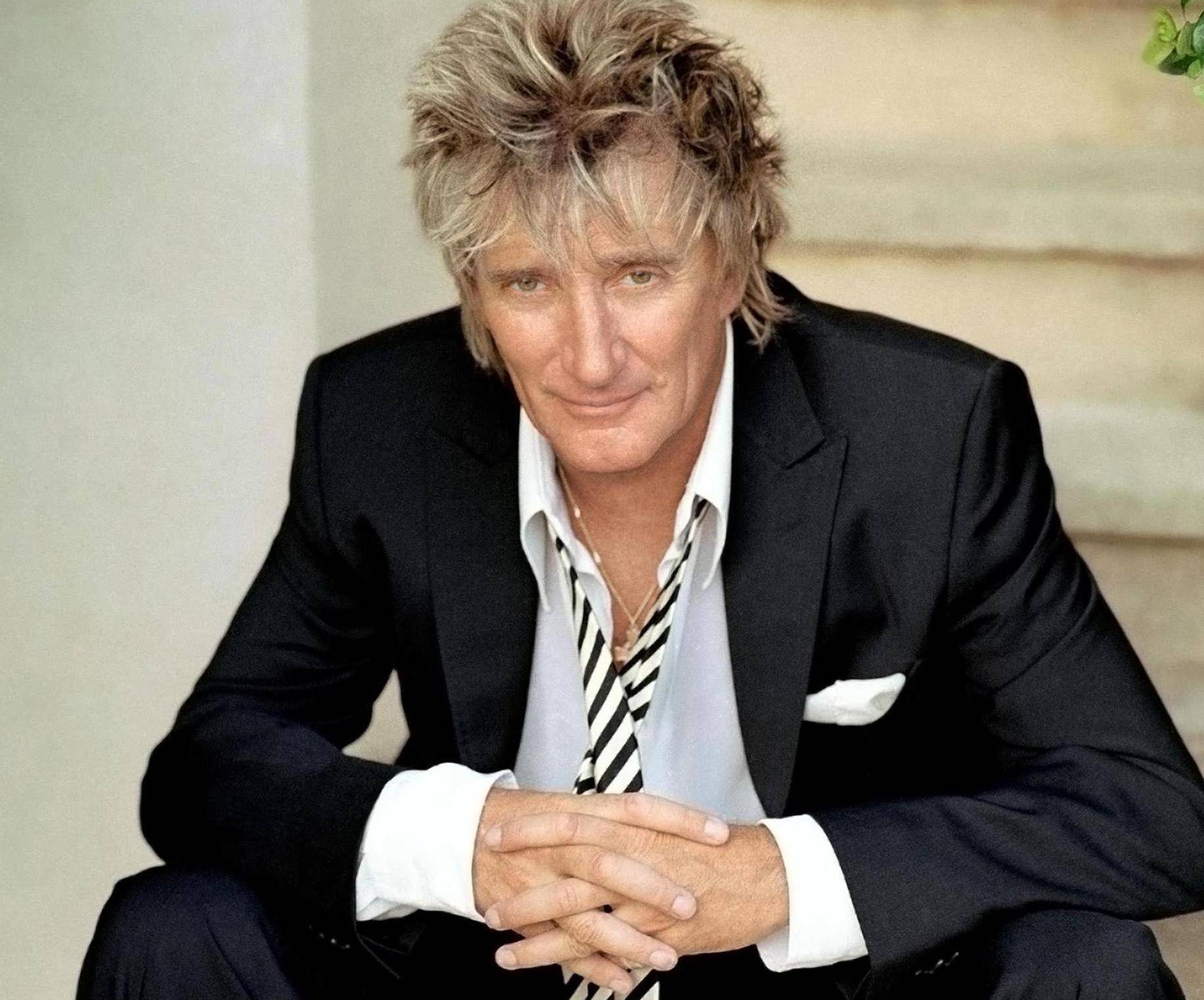 Rod Stewart stavlja kćerima pseću kakicu u njihove aute