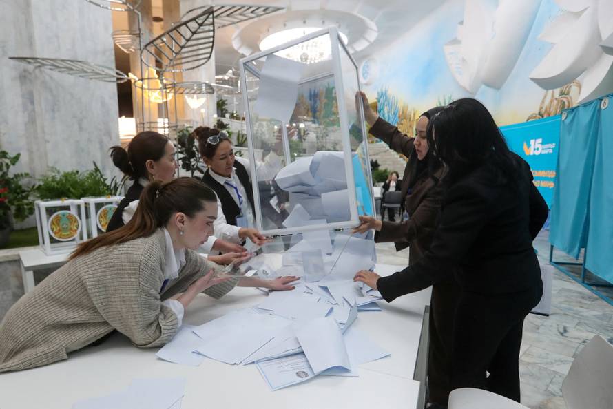 Kazakhstan votes in referendum on new constitution