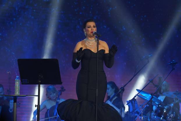 Beograd: Koncert Nine Badrić u kultnoj Plavoj dvorani