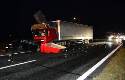 Vozio u kontra smjeru na A3! Poginuo u stravičnom sudaru