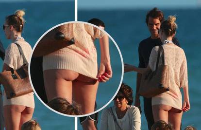Navijačica bez gaćica! Federeru je uletjela pred ženom na plaži