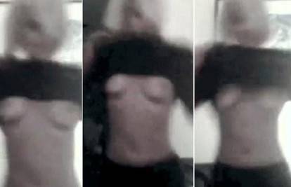 Lady GaGa sama je objavila video u kojem pokazuje grudi