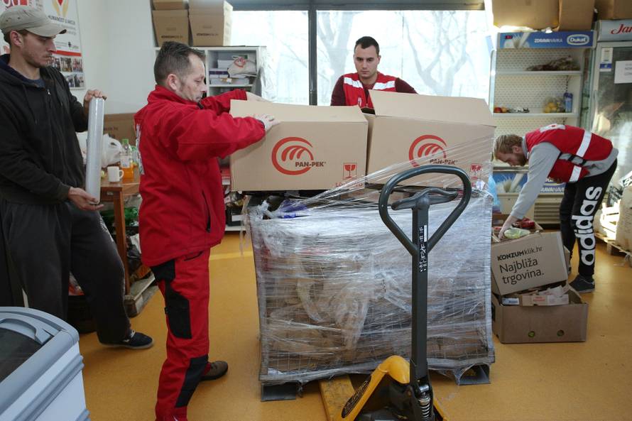 Porazna statistika: Svakoga dana bacimo 135 tona kruha