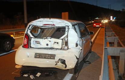 Sudarili se auto i cisterna kod Šibenika, četvero ozlijeđenih