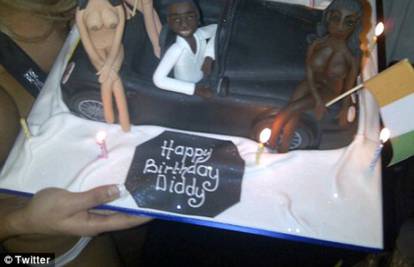 Didier Drogba dobio je tortu s golim 'komadima' za rođendan