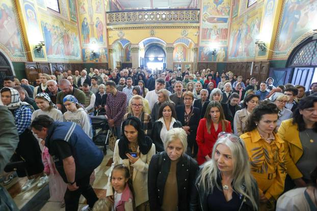 Zagreb: Pravoslavni vjernici na svetoj liturgiji u Sabornom hramu