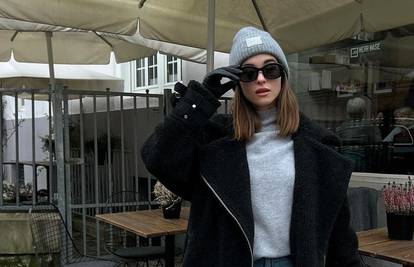 'Beanie' kapa sivog tona: Chic dizajn inspiriran devedesetima