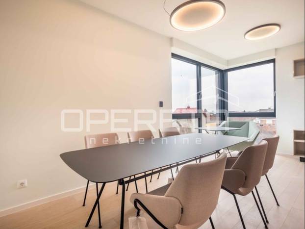 FOTO Stan u srcu Varaždina ima bazen, jacuzzi i saunu! Cijena će mnoge iznenaditi...