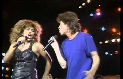 'On to ne želi priznati': Rock baka Jaggera je naučila plesati