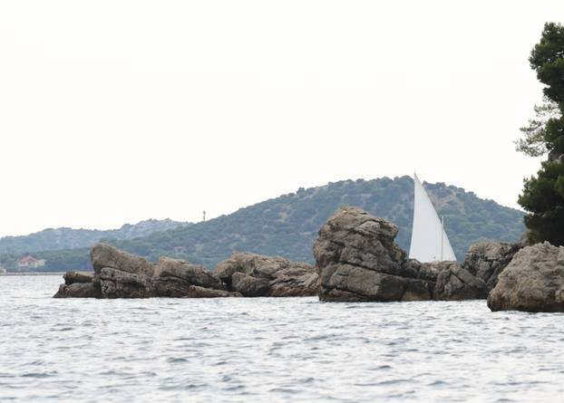 FOTO Čuvari stoljetne tradicije: Drveni brodovi utrkivali se na 'Regati za dušu i tilo' u Betini