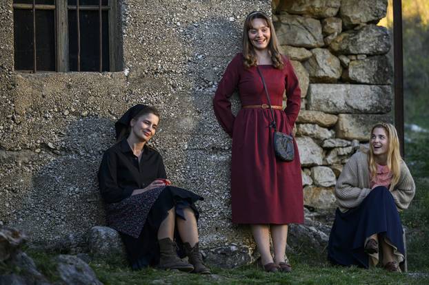 Otok, 06.11.2025 - Snimanje RTL serije Divlje Pcele u zaseoku kod mjesta Otok