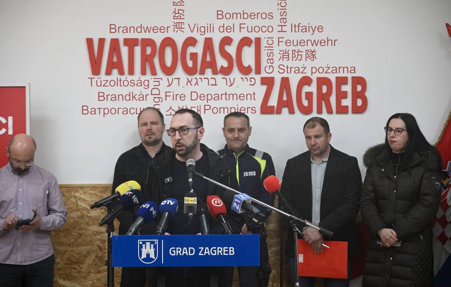 Zagreb: Izvanredna konferencija za medije gradonačelnika Zagreba Tomislava Tomaševića