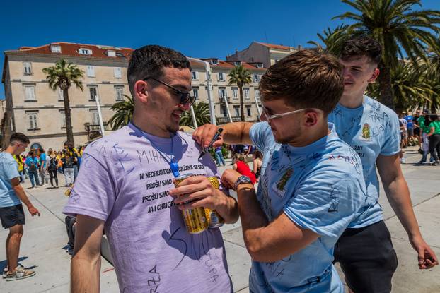 Split: Grad Split i gradonačelnik Šuta organizirali po prvi put okupljanje maturanata na Rivi