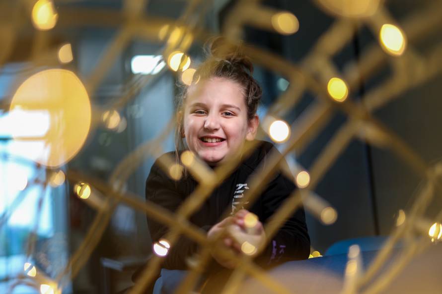 24 SATA Zagreb: Dječak Patrick pušta dugu kosu pa je donira djeci oboljeloj od malignih bolesti