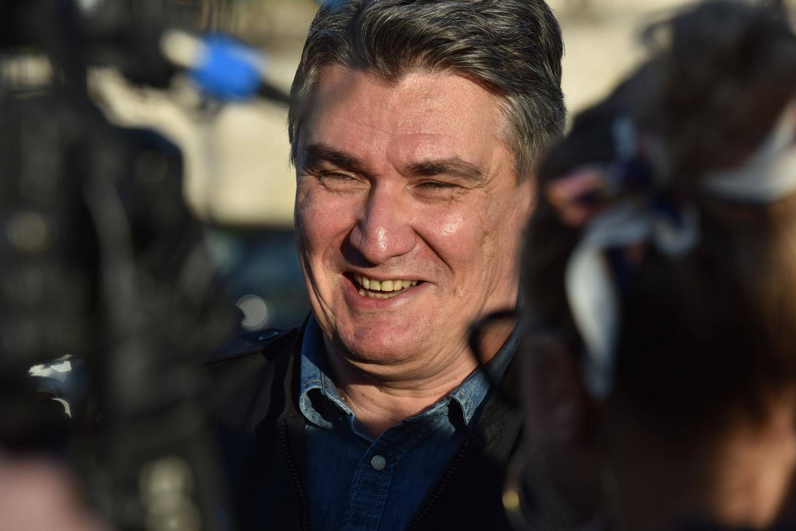 PredsjeniÄki kandidat Zoran MilanoviÄ posjetio Å ibenik