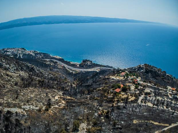 Omiš Borak:  Posljedice požara u mjestu Borak iznad Omiša